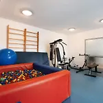 Resort Familijny Osrodek Wypoczynkowy *