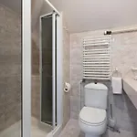 Familijny Osrodek Wypoczynkowy Resort *