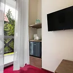 Familijny Osrodek Wypoczynkowy *