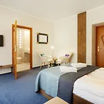 Resort Familijny Ośrodek Wypoczynkowo - Rehabilitacyjny Zdrój *
