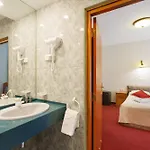 Resort Familijny Ośrodek Wypoczynkowo - Rehabilitacyjny Zdrój *