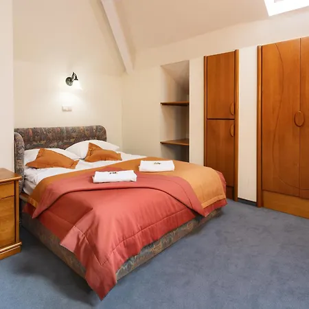 Familijny Ośrodek Wypoczynkowo - Rehabilitacyjny Zdrój Resort