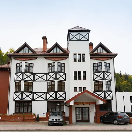 Familijny Osrodek Wypoczynkowy Semesteranläggning (resort) Krynica-Zdrój