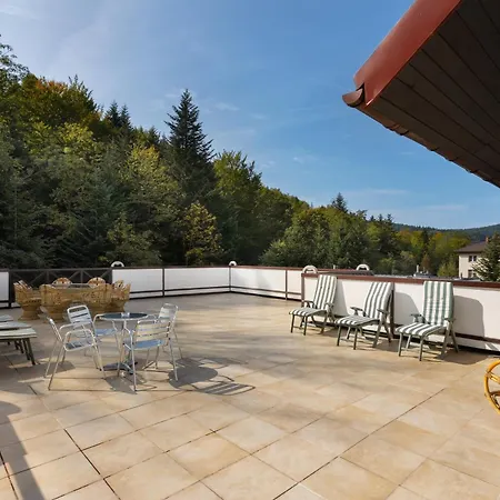 Familijny Ośrodek Wypoczynkowo - Rehabilitacyjny Zdrój Resort