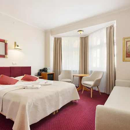 Familijny Osrodek Wypoczynkowy Resort *
